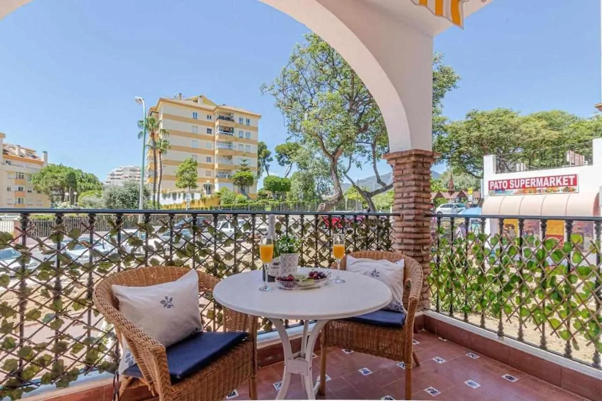 Apartment 797 Holiday Rentals - Apartamento En Pueblo Quinta A 1 Min De La Playa Benalmádena