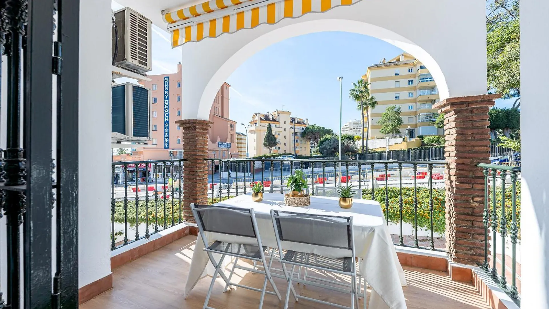 797 Holiday Rentals - Apartamento En Pueblo Quinta A 1 Min De La Playa Benalmádena